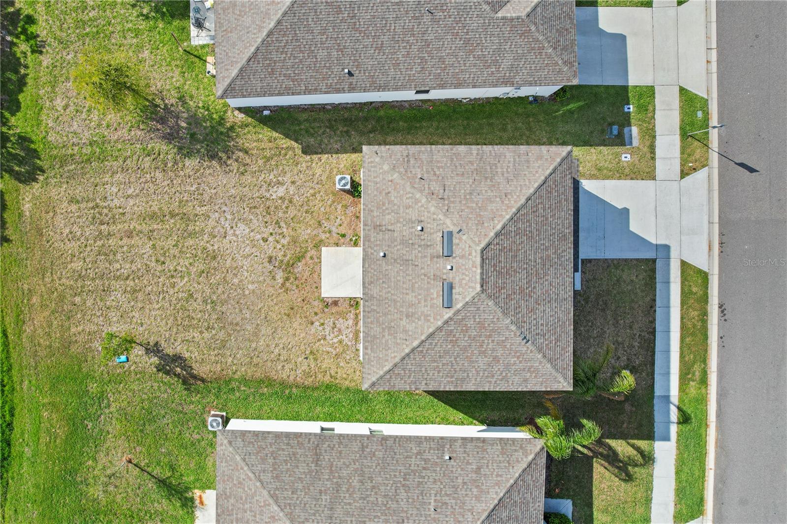 Image 30 of 42 For 2835 Neverland Drive