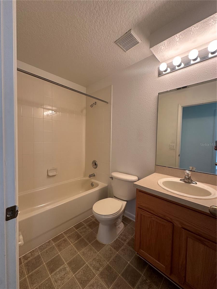 Image 19 of 20 For 12640 Somerset Oaks Street