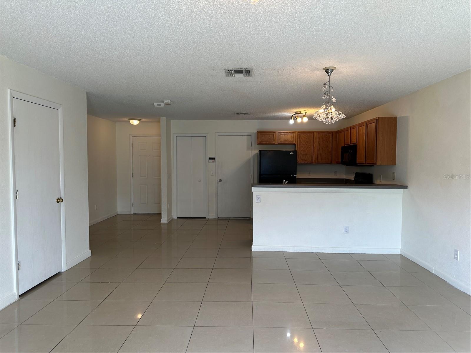 Image 8 of 20 For 12640 Somerset Oaks Street