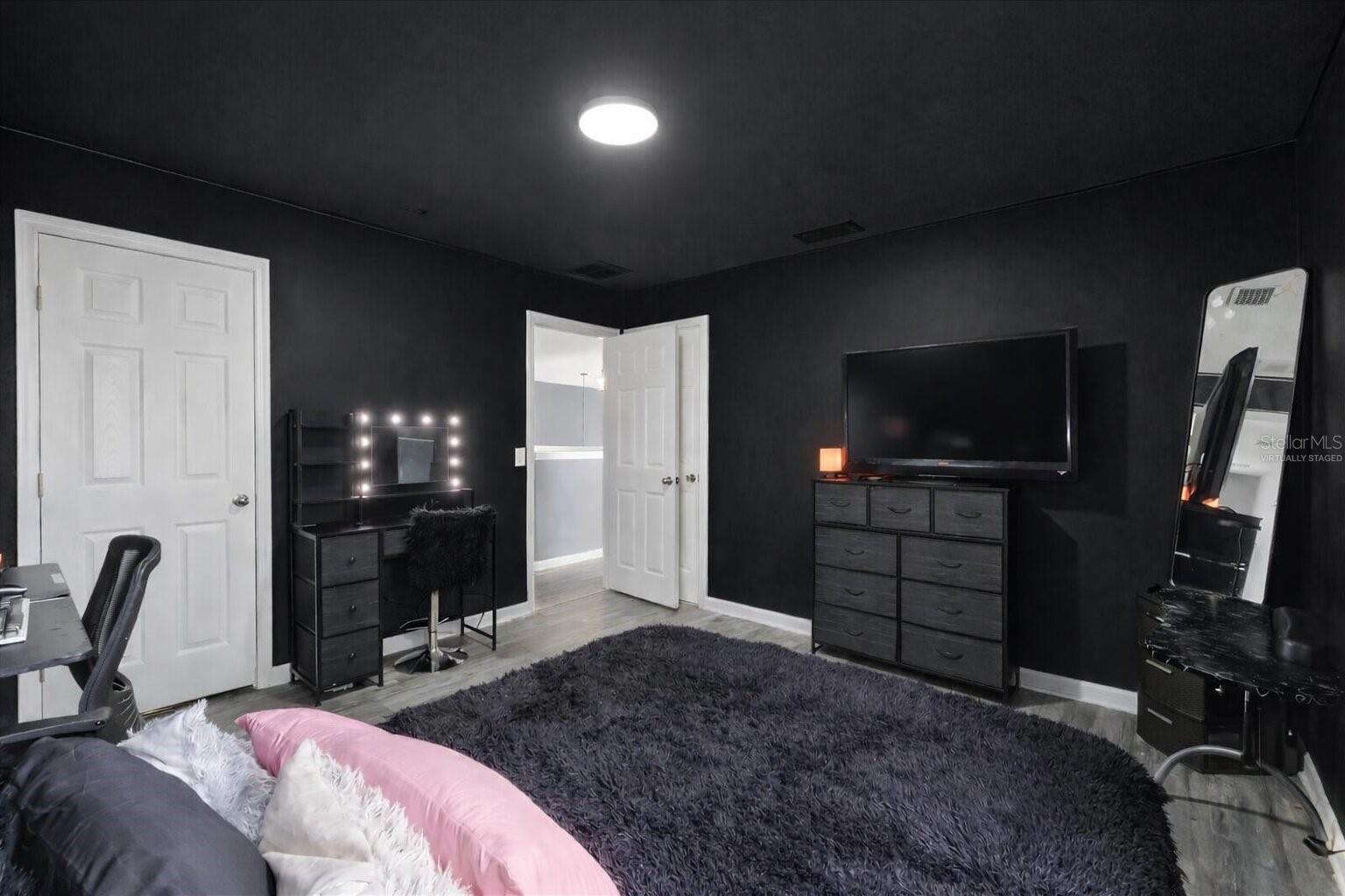 Image 13 of 27 For 8253 Peak Avenue