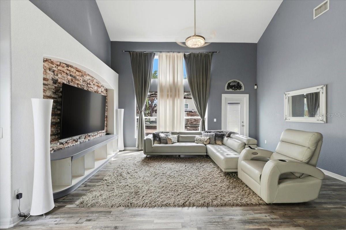 Image 2 of 27 For 8253 Peak Avenue