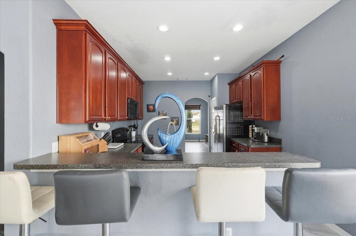 Image 5 of 27 For 8253 Peak Avenue