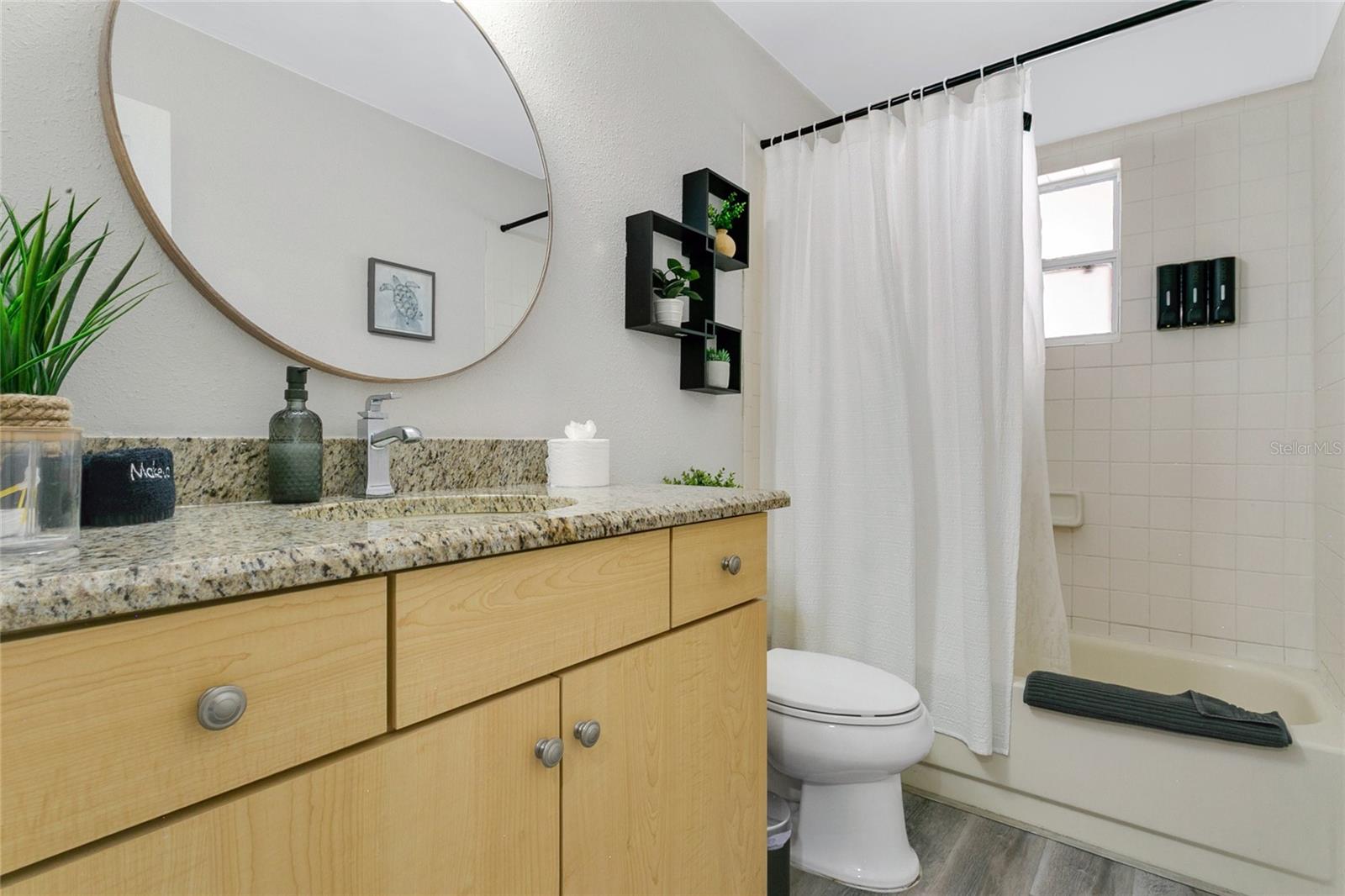 Image 18 of 36 For 2522 Evergreen Drive