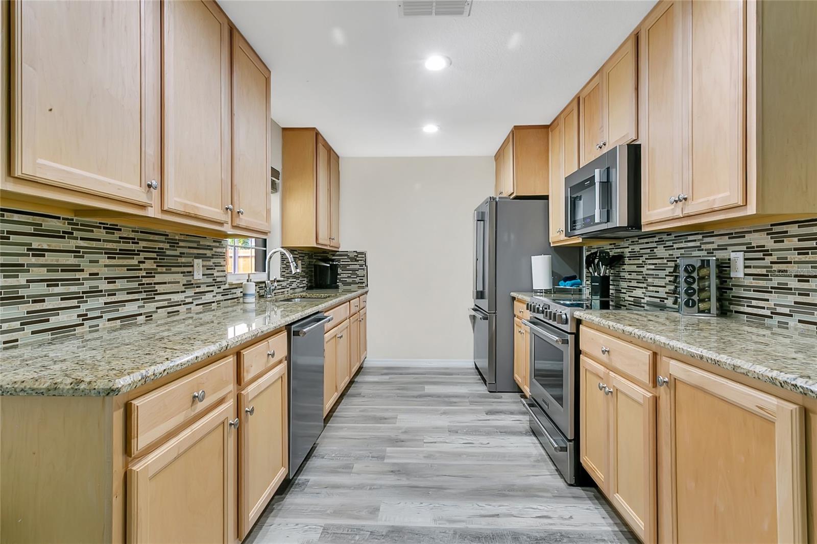 Image 7 of 36 For 2522 Evergreen Drive