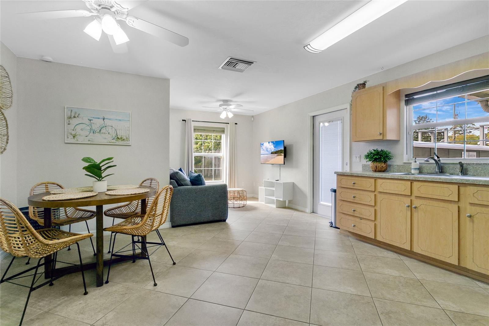 Image 9 of 36 For 2522 Evergreen Drive