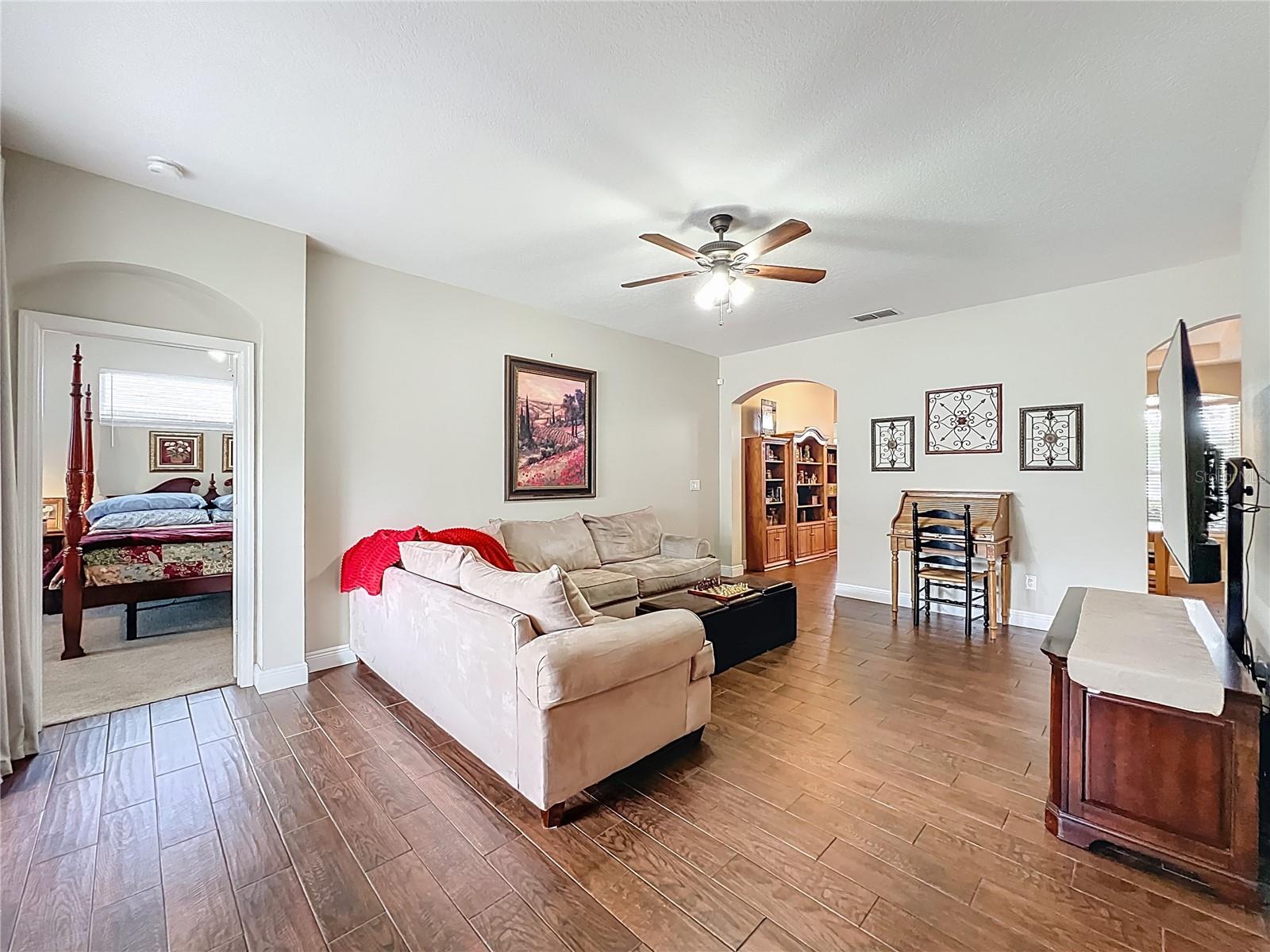 Image 19 of 56 For 5218 Smokey Water Lane