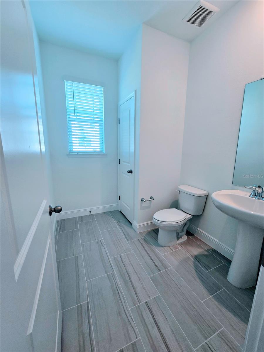 Image 10 of 40 For 2232 Hen Road