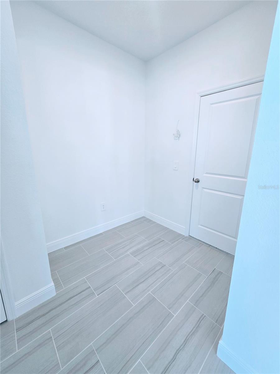 Image 9 of 40 For 2232 Hen Road