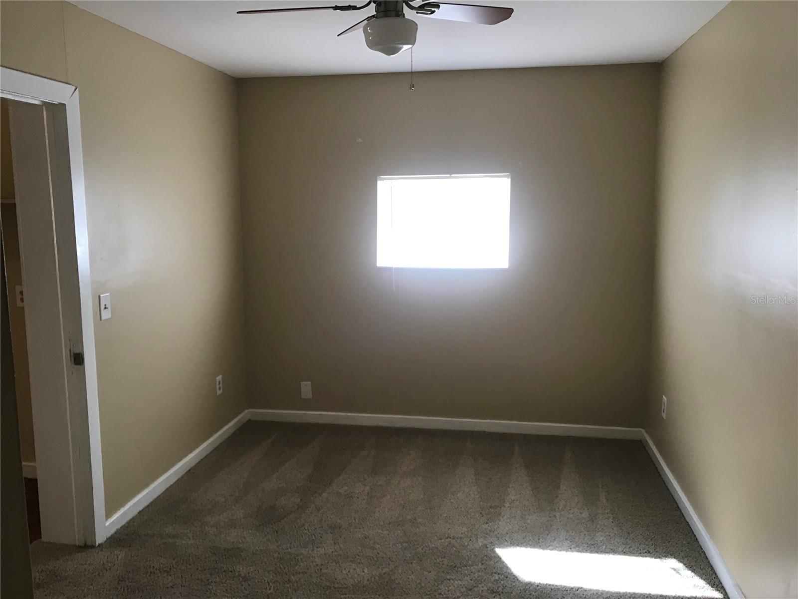 Image 9 of 11 For 1633 Livingston Street