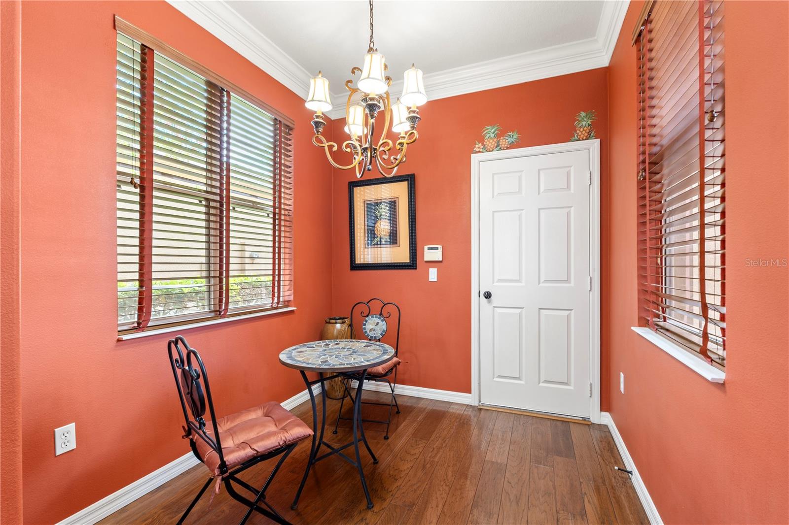 Image 11 of 46 For 2340 Palm Tree Drive