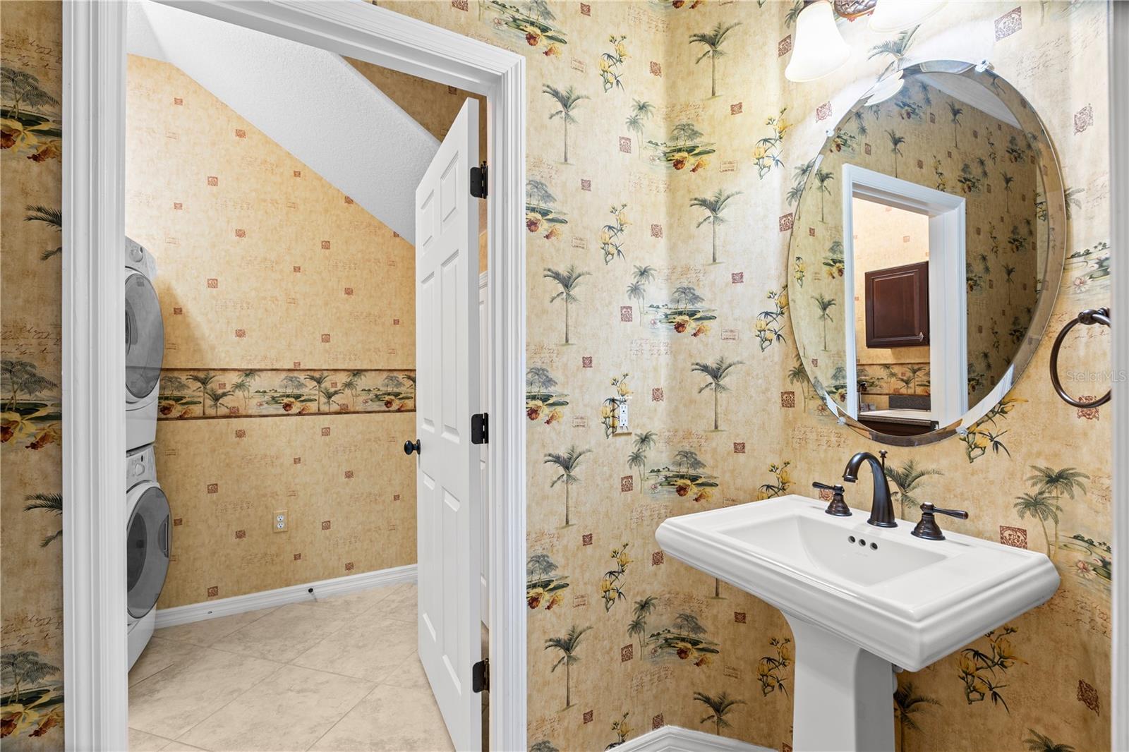 Image 12 of 46 For 2340 Palm Tree Drive