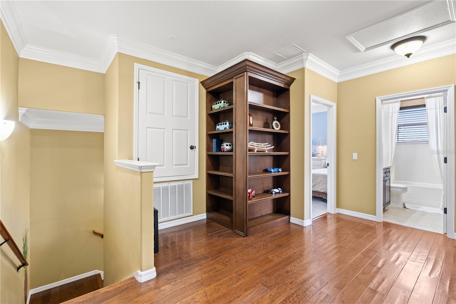 Image 27 of 46 For 2340 Palm Tree Drive