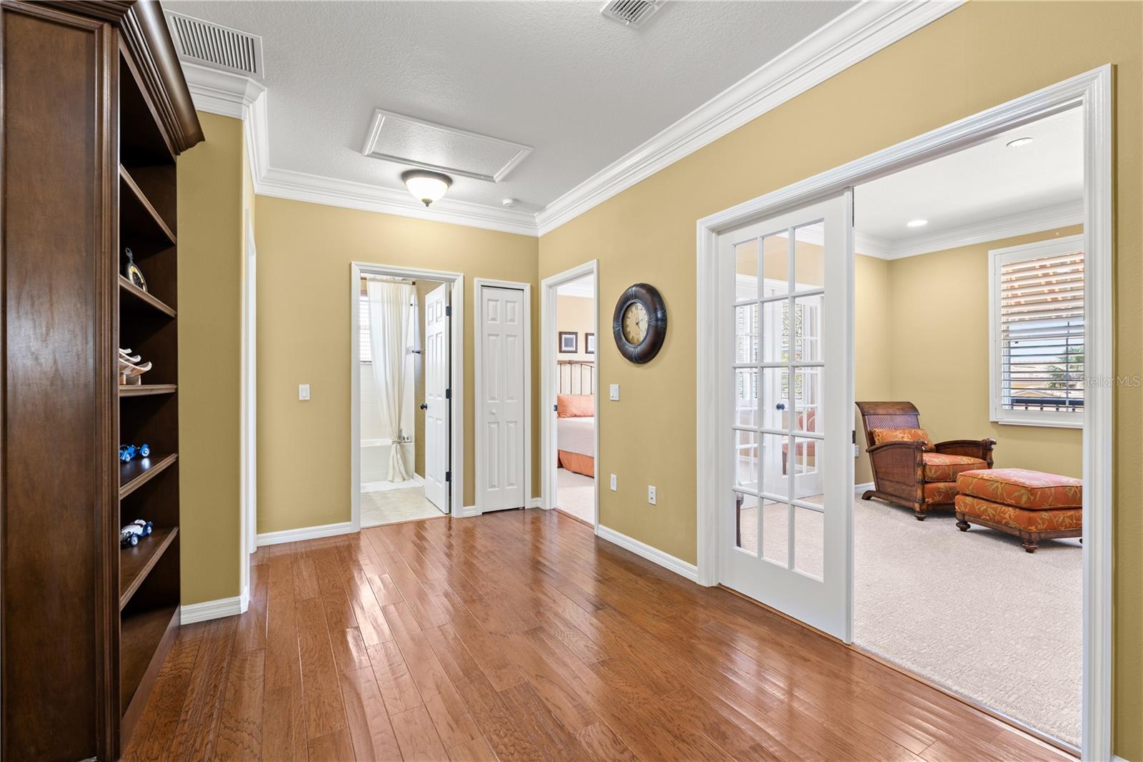 Image 28 of 46 For 2340 Palm Tree Drive