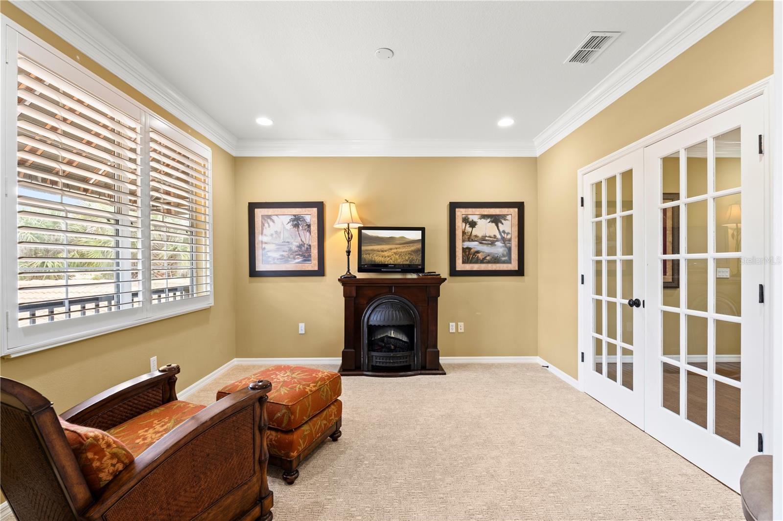 Image 33 of 46 For 2340 Palm Tree Drive