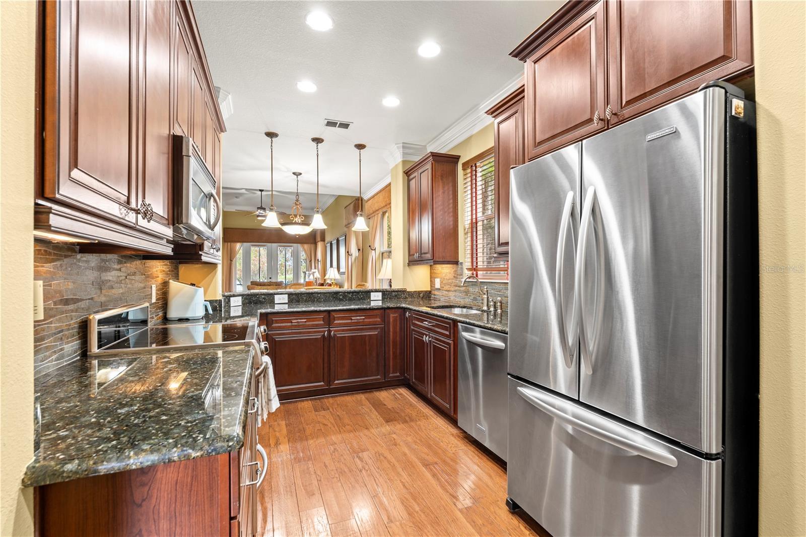 Image 9 of 46 For 2340 Palm Tree Drive