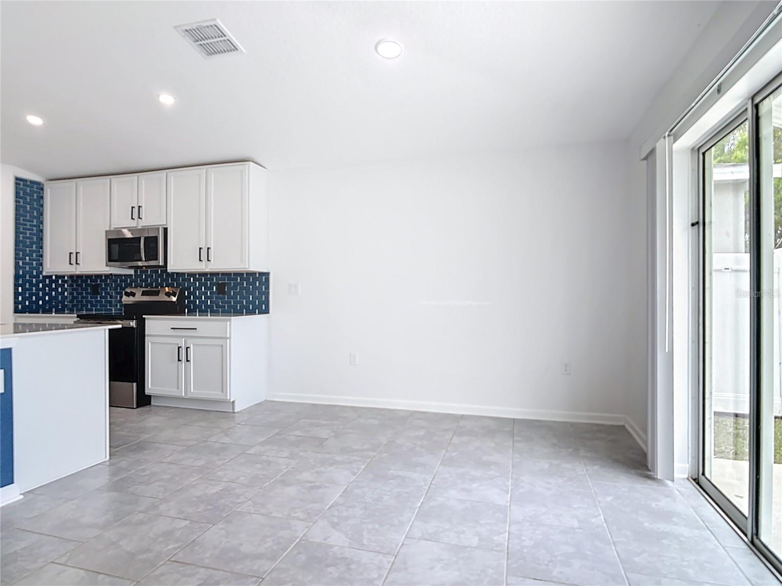 Image 17 of 62 For 1312 Peach Creek Drive