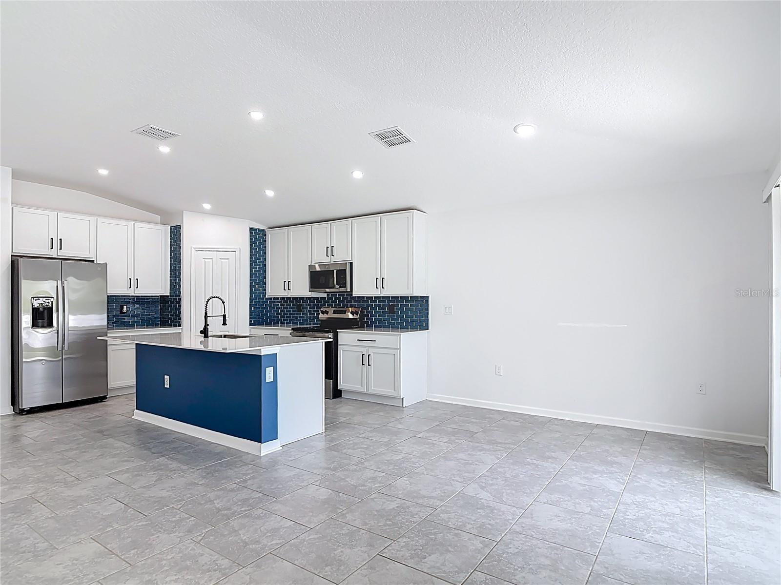 Image 20 of 62 For 1312 Peach Creek Drive