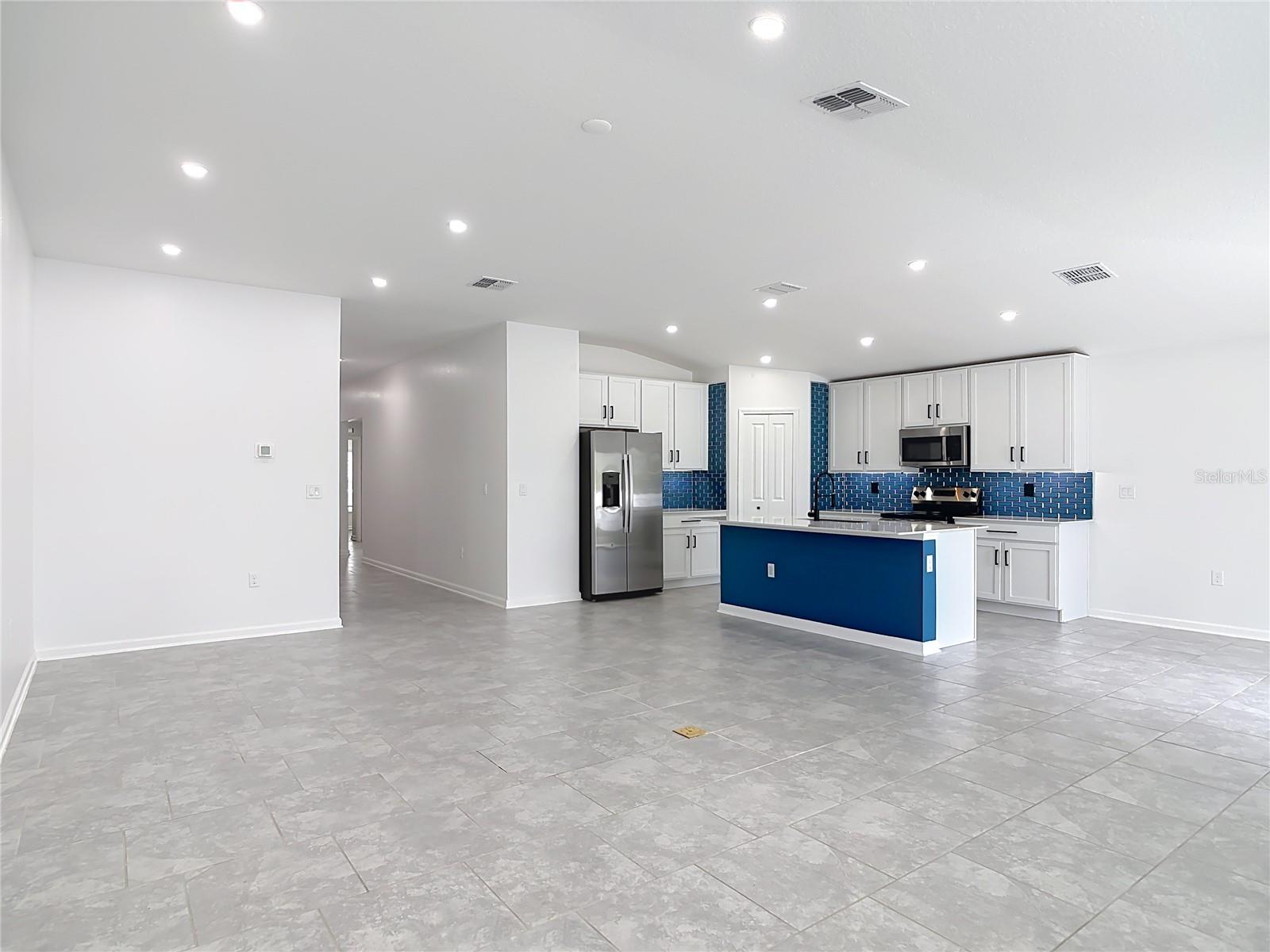 Image 21 of 62 For 1312 Peach Creek Drive