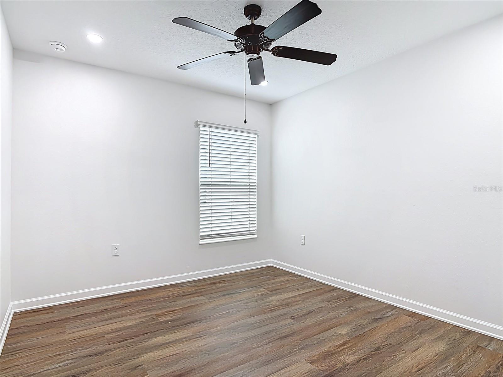 Image 25 of 62 For 1312 Peach Creek Drive