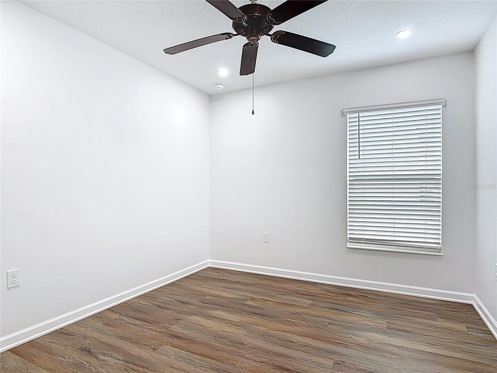 Image 26 of 62 For 1312 Peach Creek Drive