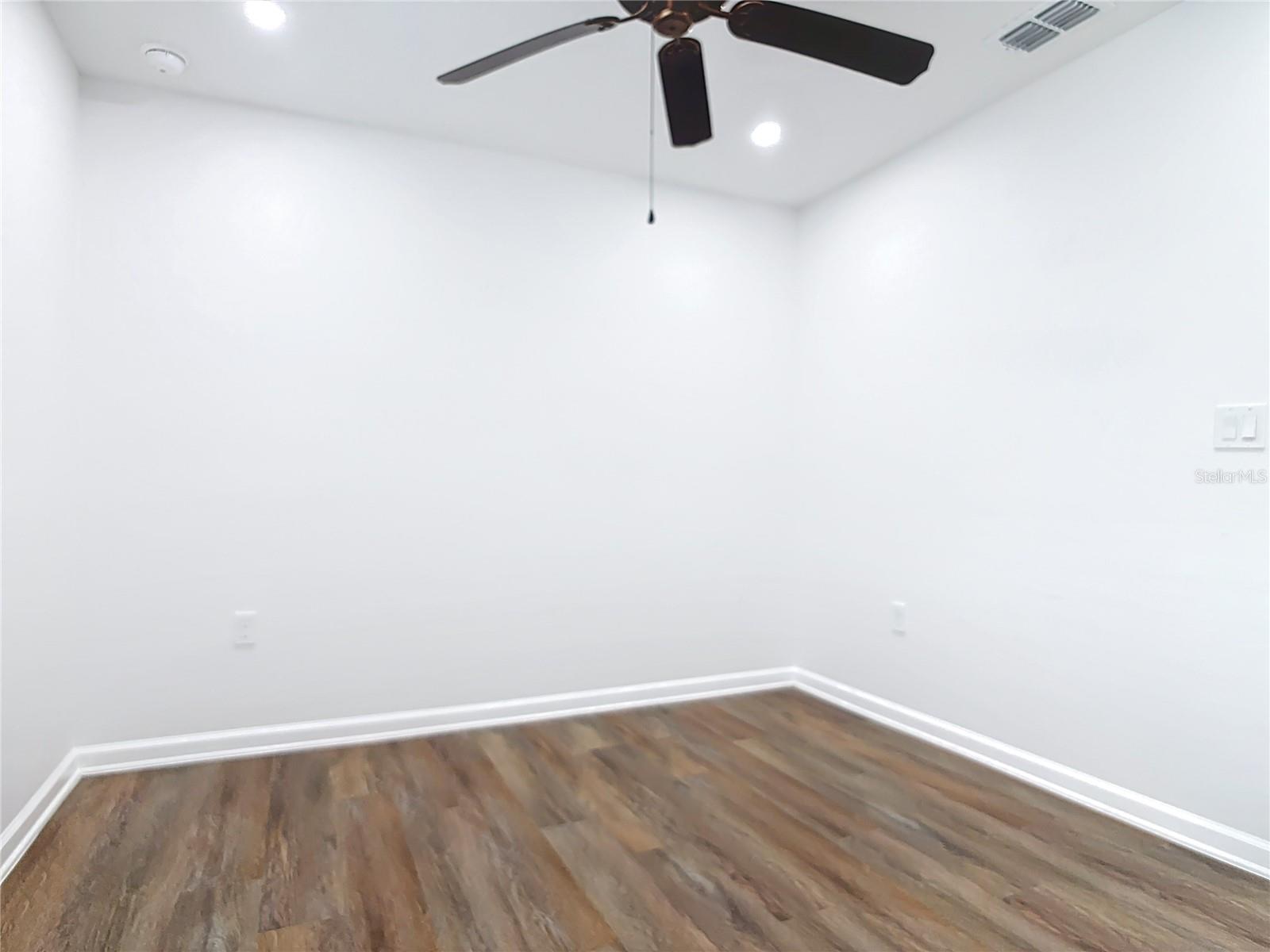 Image 37 of 62 For 1312 Peach Creek Drive