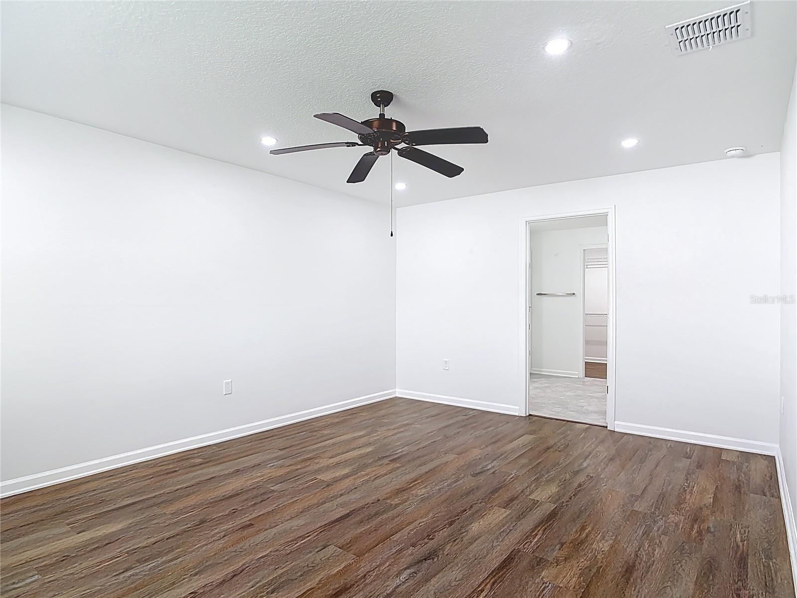 Image 38 of 62 For 1312 Peach Creek Drive