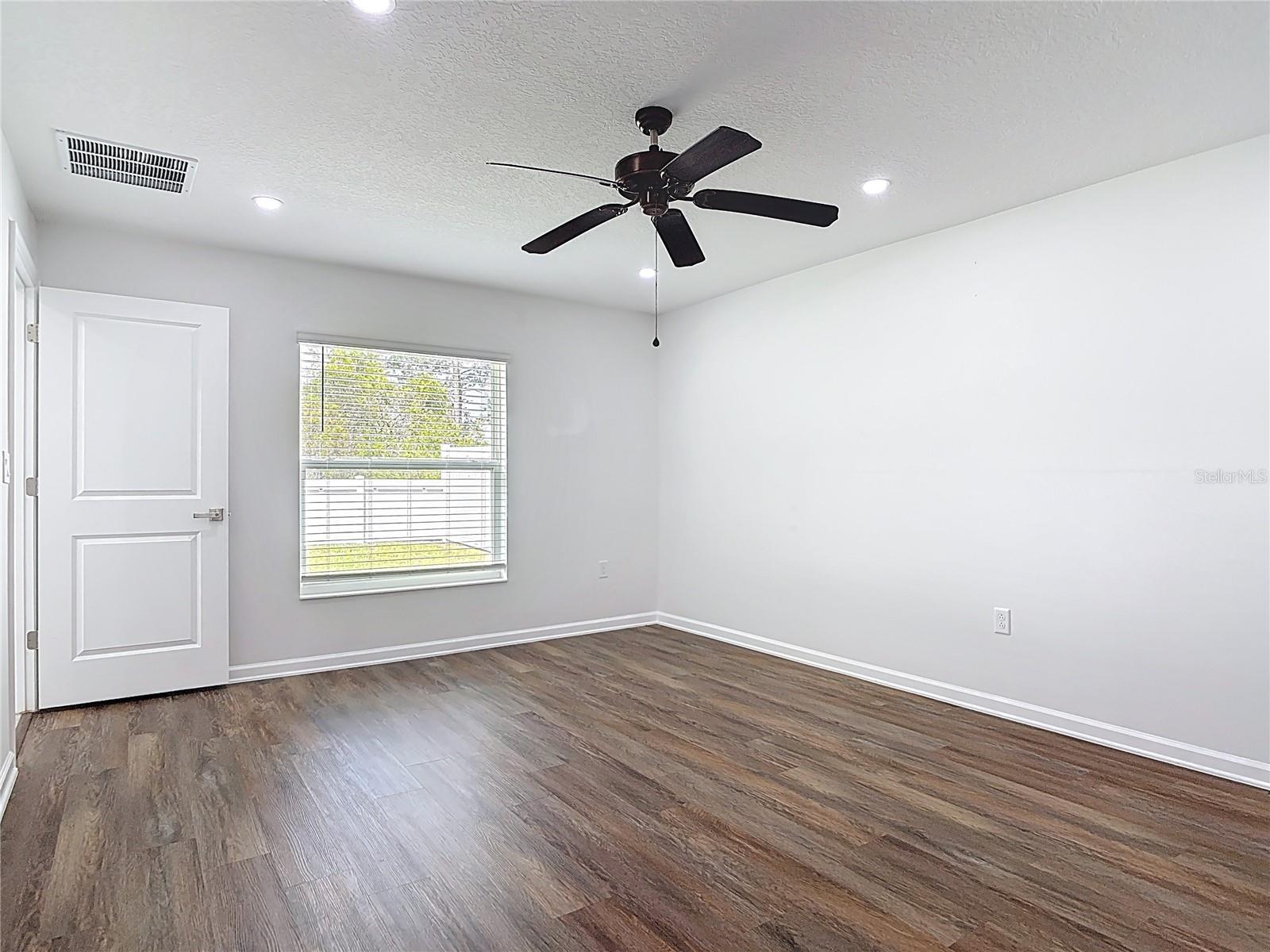 Image 41 of 62 For 1312 Peach Creek Drive