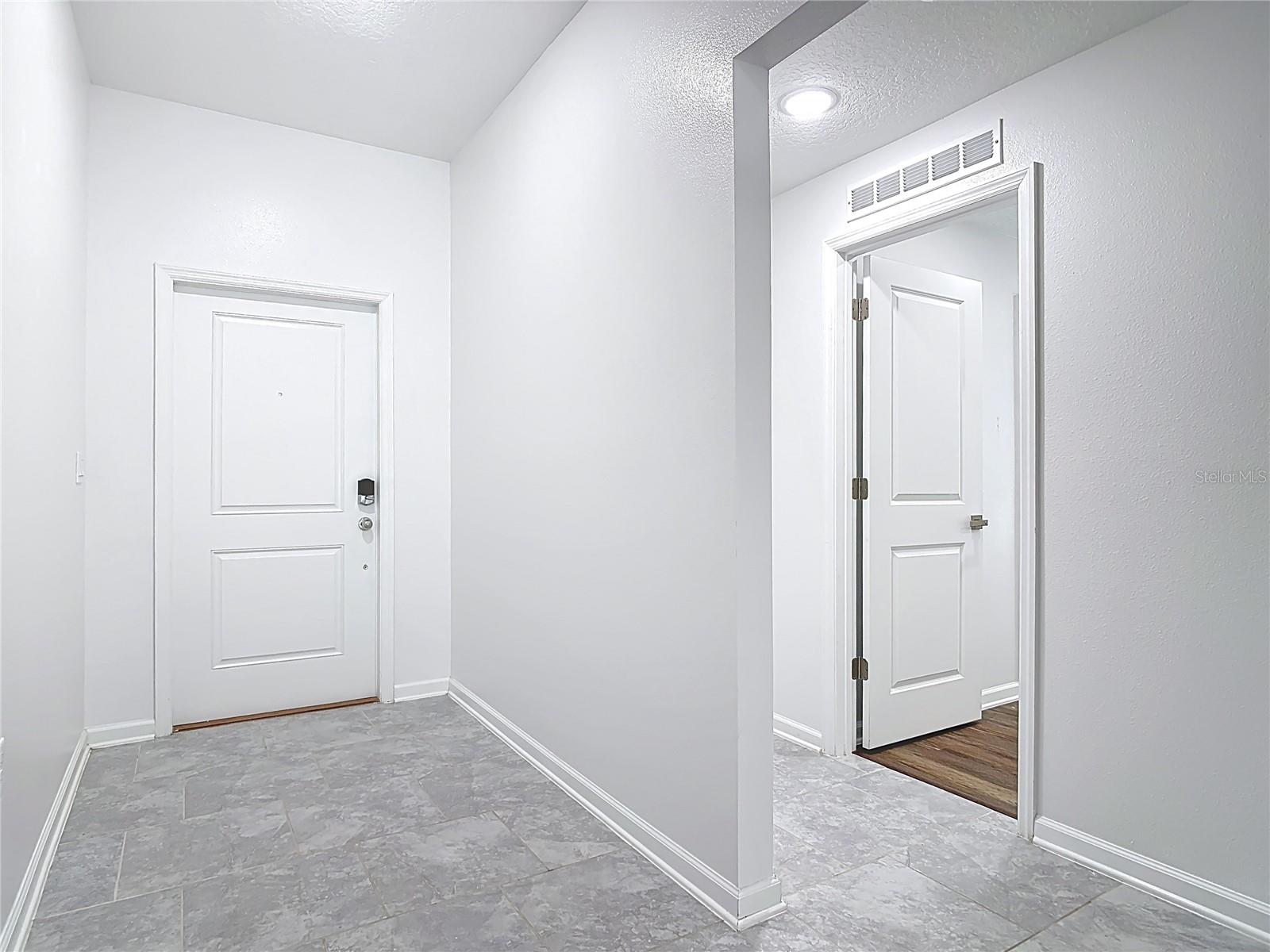 Image 5 of 62 For 1312 Peach Creek Drive