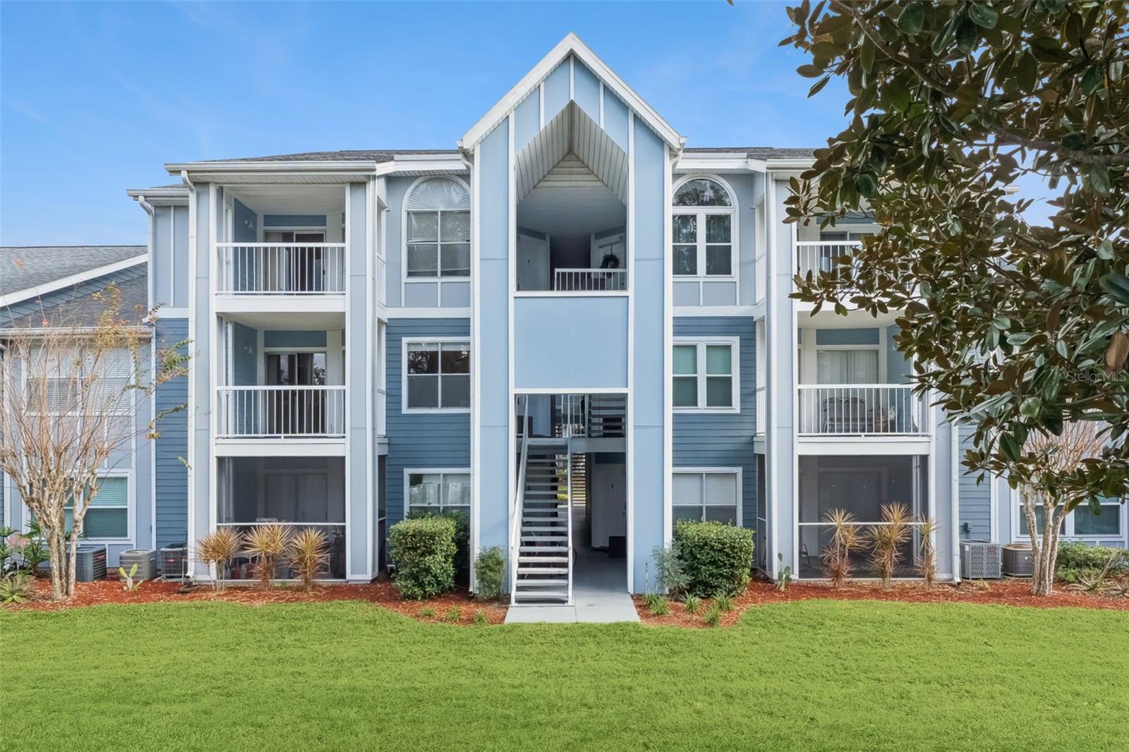 Image 18 of 20 For 711 Sugar Bay Way 313