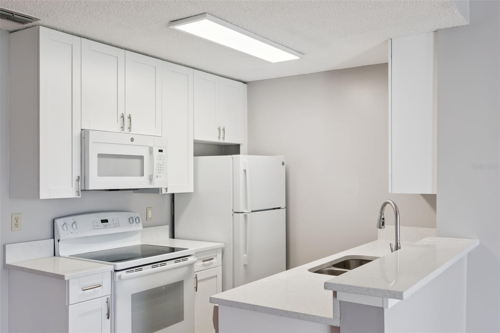 Image 9 of 20 For 711 Sugar Bay Way 313