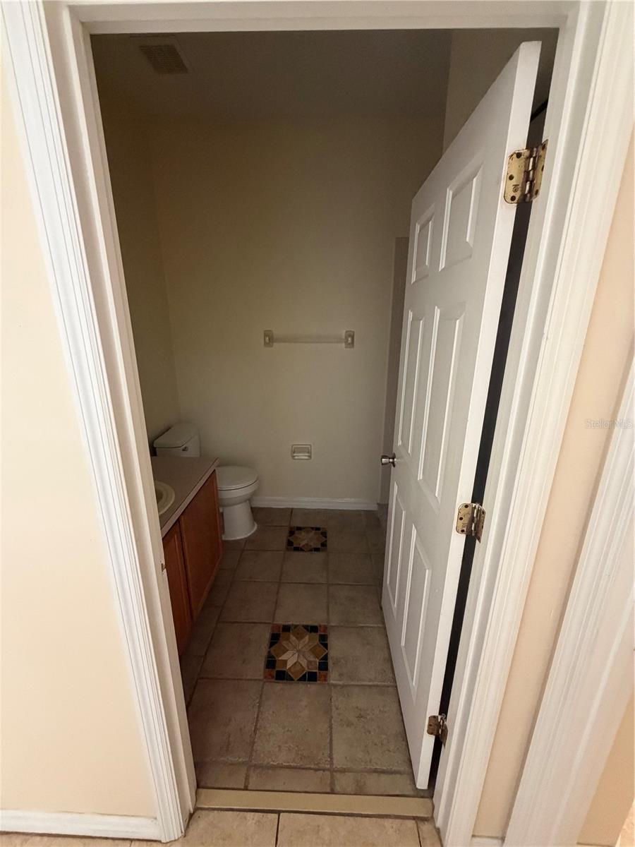 Image 17 of 47 For 48 Cordona Drive