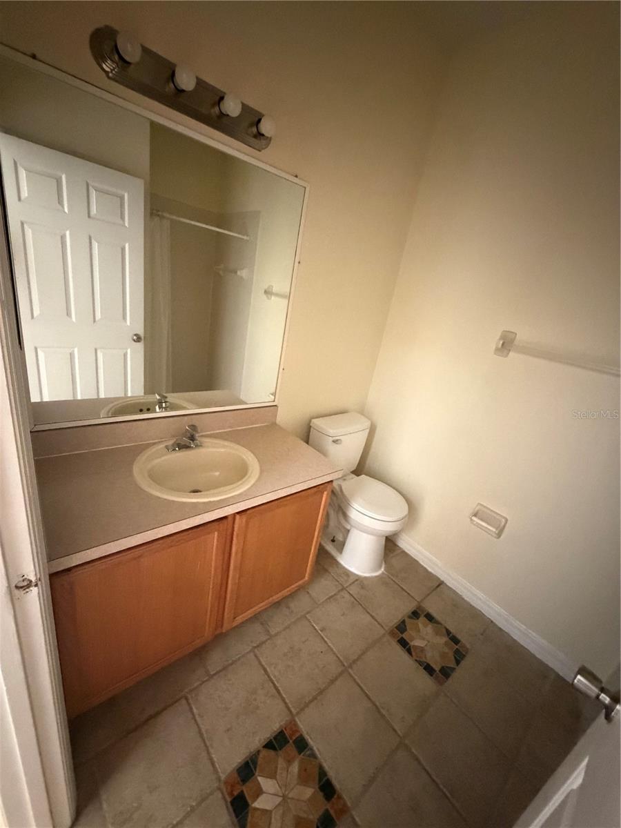 Image 18 of 47 For 48 Cordona Drive