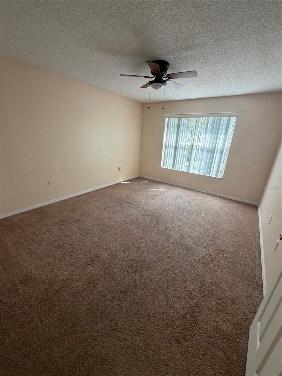 Image 25 of 47 For 48 Cordona Drive