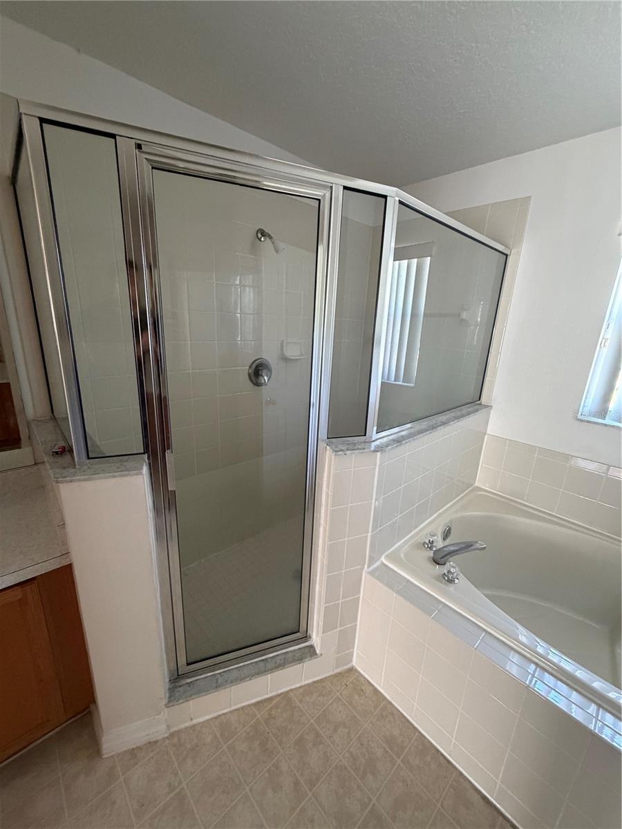 Image 30 of 47 For 48 Cordona Drive