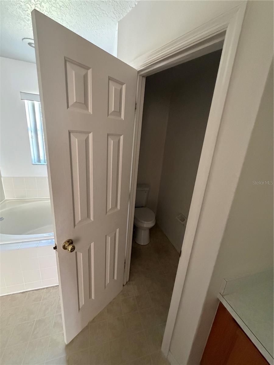 Image 32 of 47 For 48 Cordona Drive