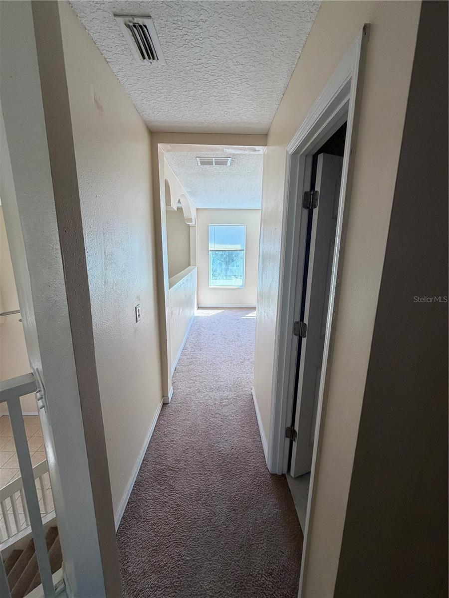 Image 37 of 47 For 48 Cordona Drive