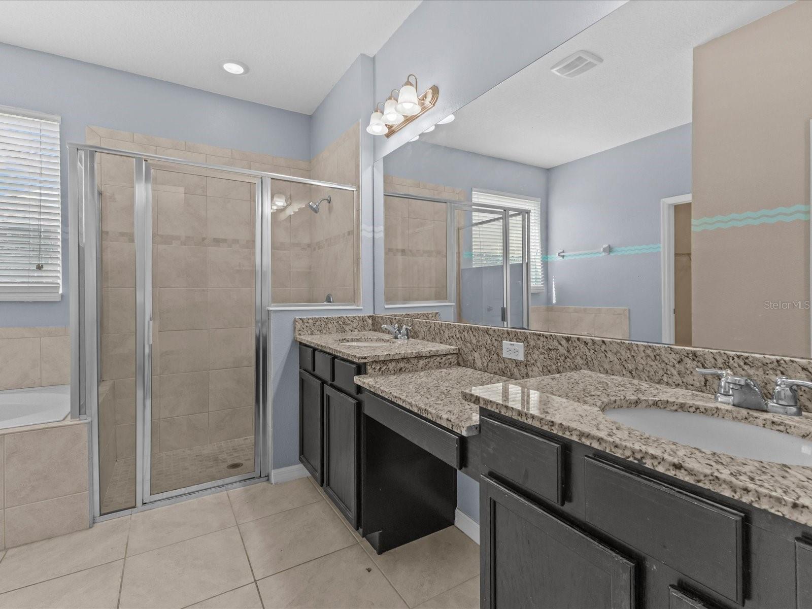 Image 17 of 36 For 12121 Homestead Park Lane