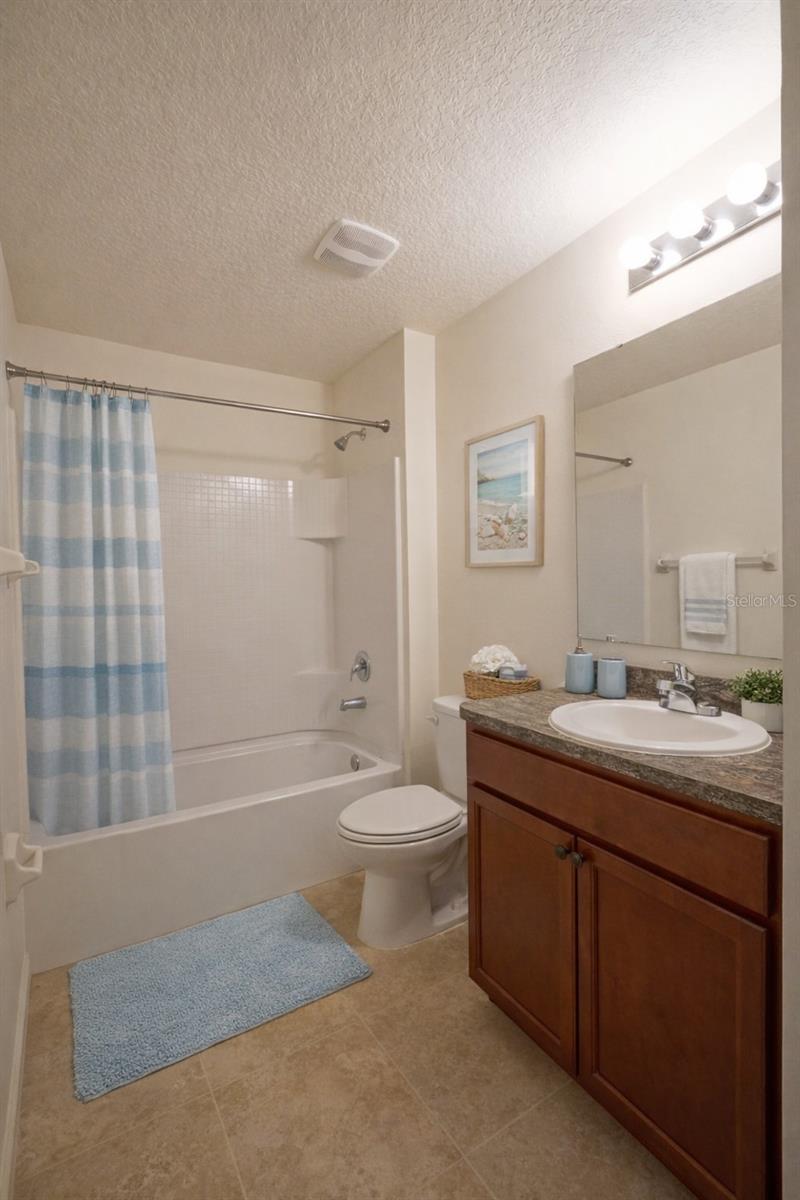 Image 11 of 23 For 436 Great Falls Lane Sw