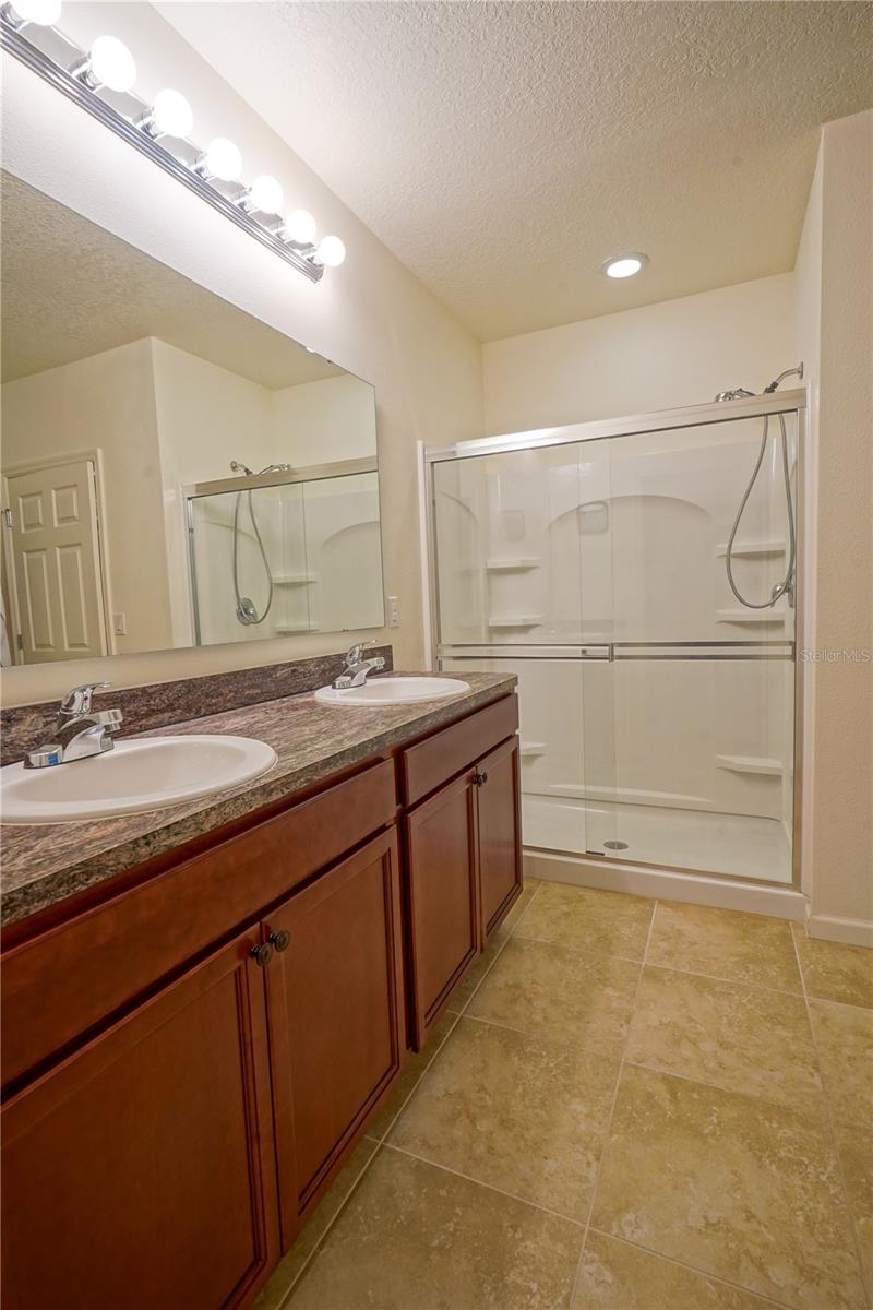 Image 7 of 23 For 436 Great Falls Lane Sw