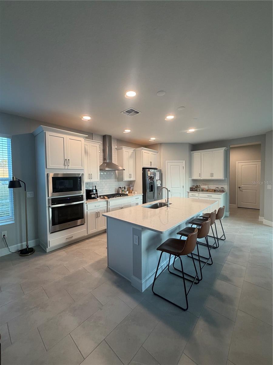 Image 12 of 30 For 1389 Lumpini Street