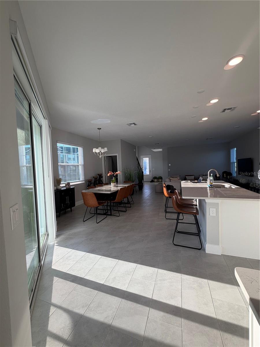 Image 15 of 30 For 1389 Lumpini Street