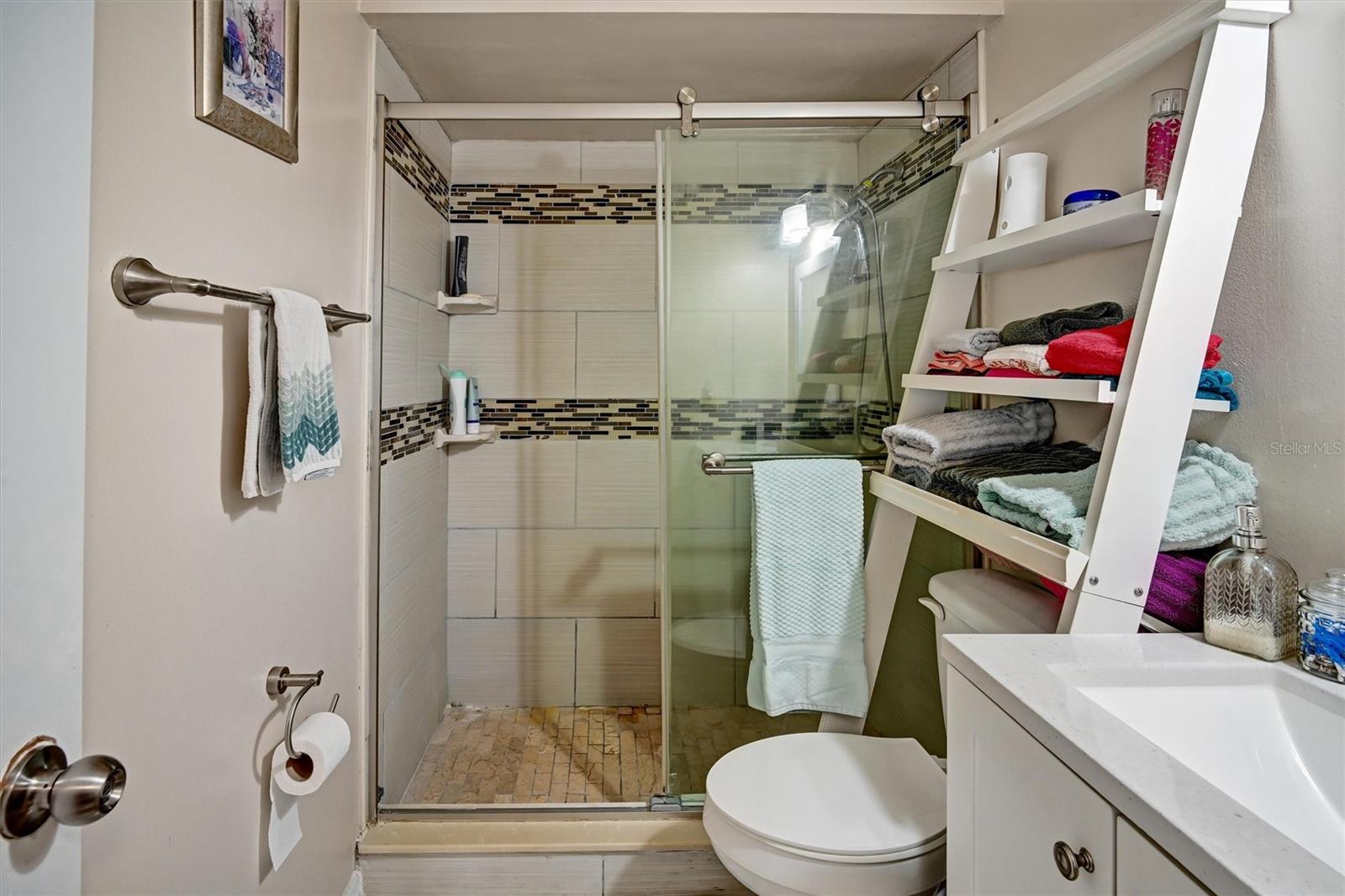 Image 5 of 19 For 49 Pine Island Circle