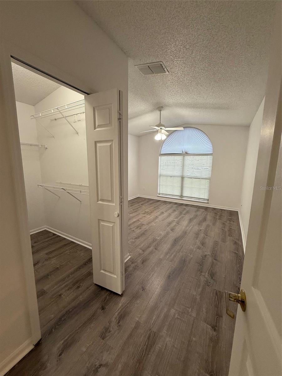 Image 10 of 15 For 1814 Windsor Oak Drive