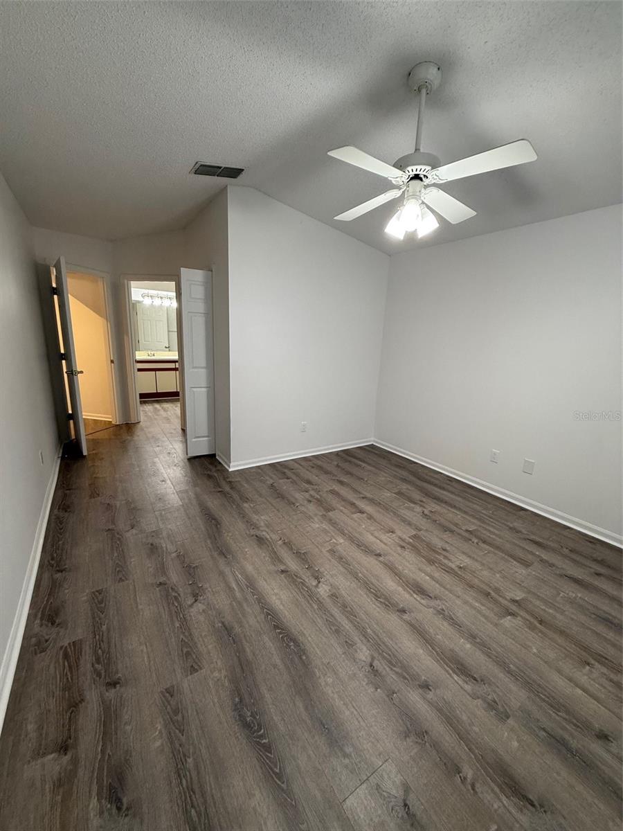 Image 11 of 15 For 1814 Windsor Oak Drive