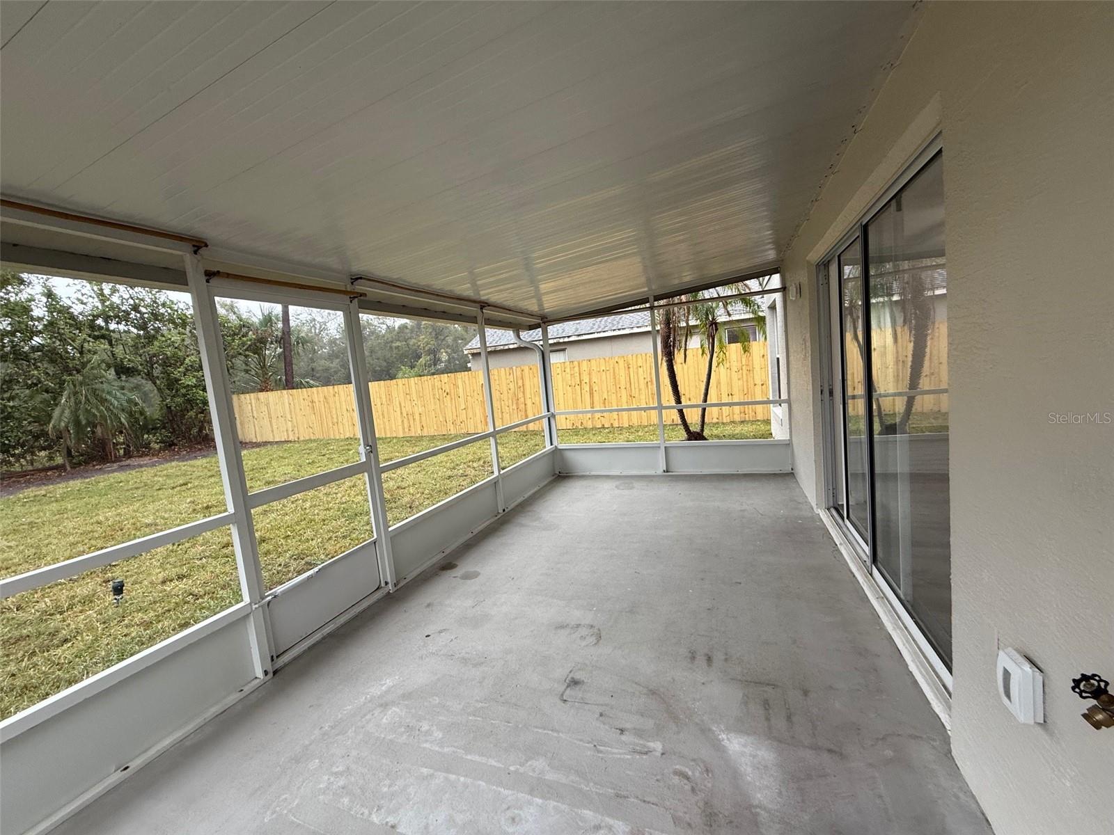 Image 13 of 15 For 1814 Windsor Oak Drive