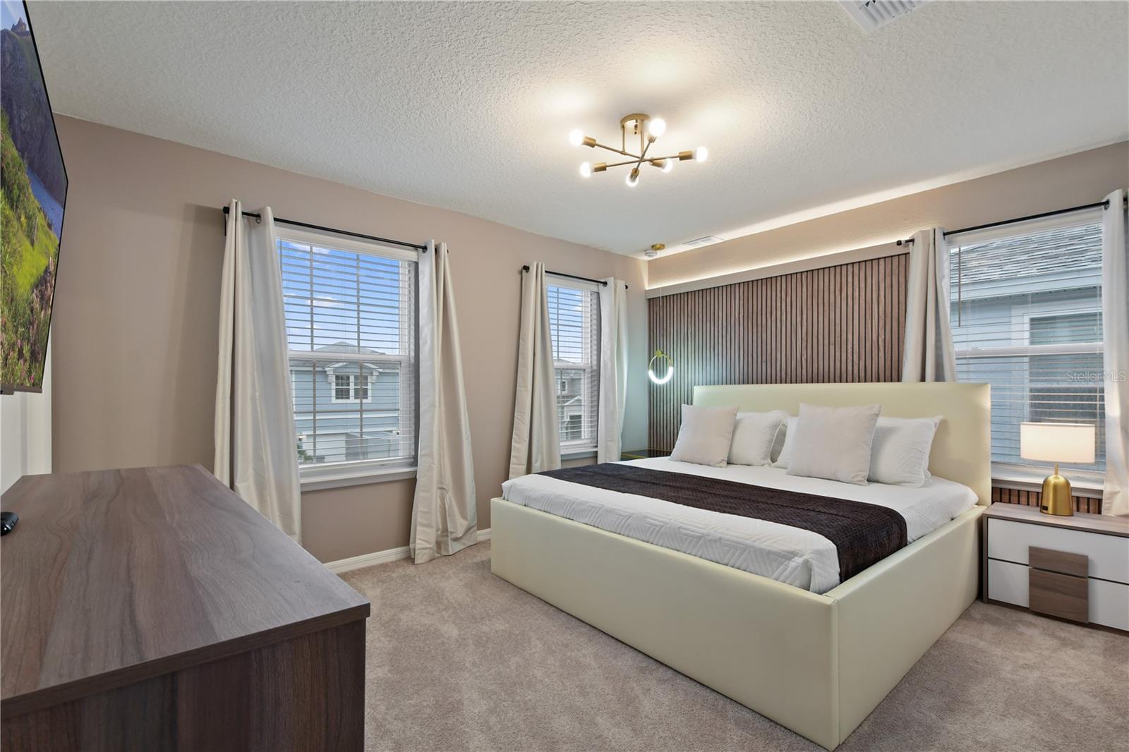 Image 38 of 99 For 3715 Lana Avenue