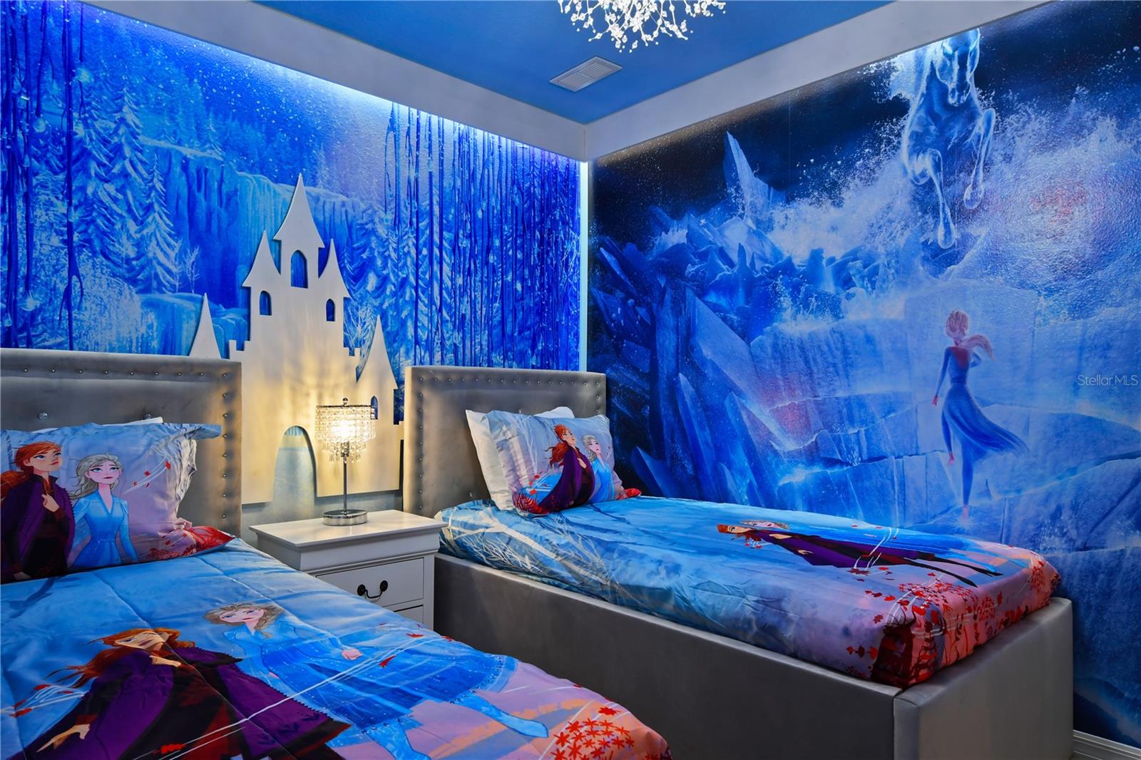 Image 55 of 99 For 3715 Lana Avenue