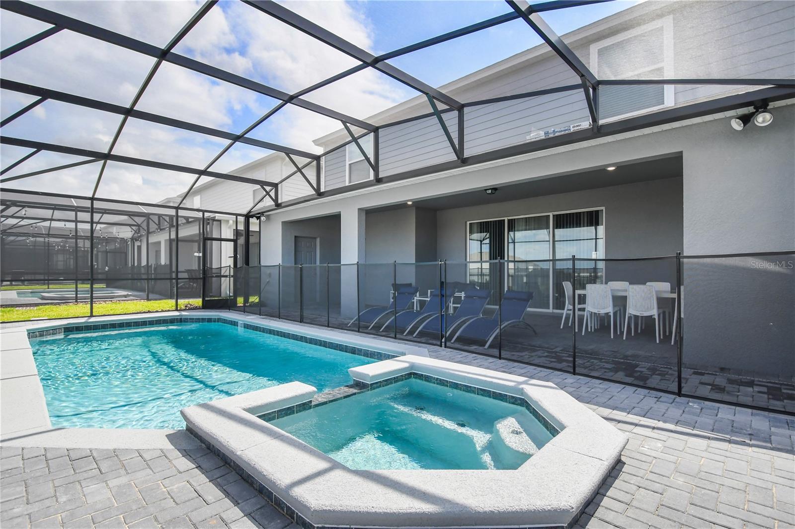 Image 75 of 99 For 3715 Lana Avenue