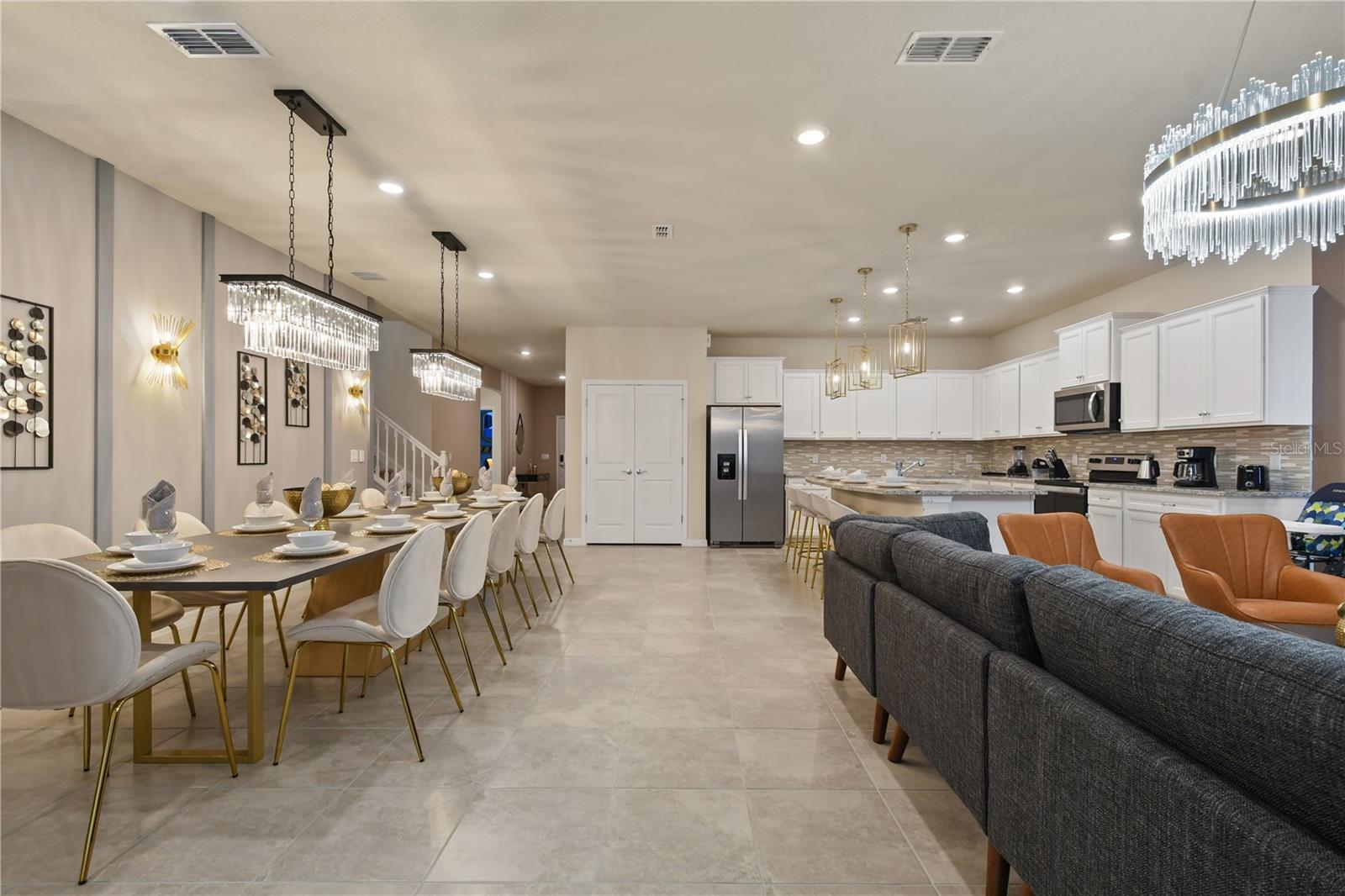 Image 9 of 99 For 3715 Lana Avenue