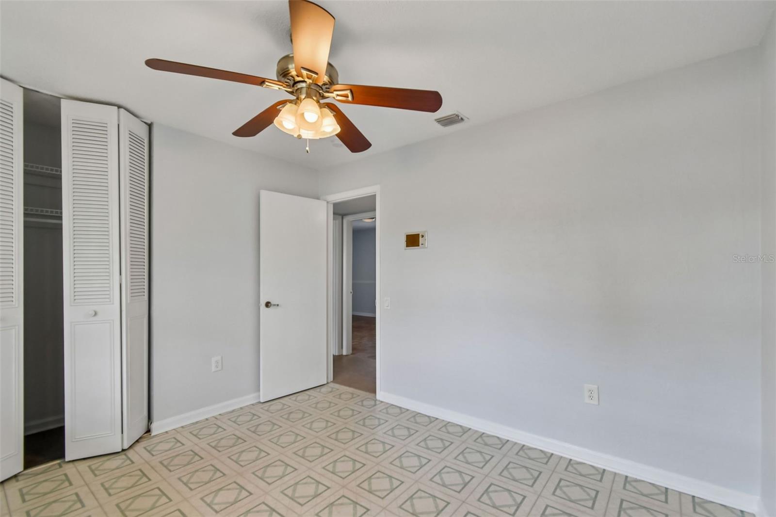 Image 13 of 31 For 7129 Turquoise Lane